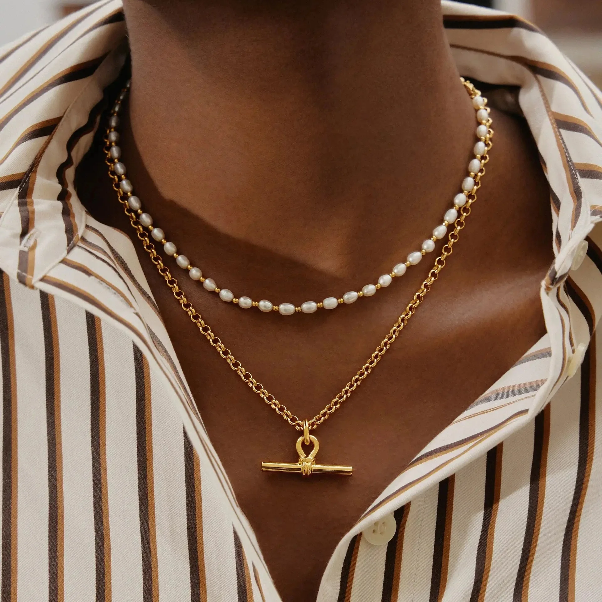 Personalized stainless steel pearl necklace simple OT buckle clavicle neck chain women's basic chain rice bead color retention