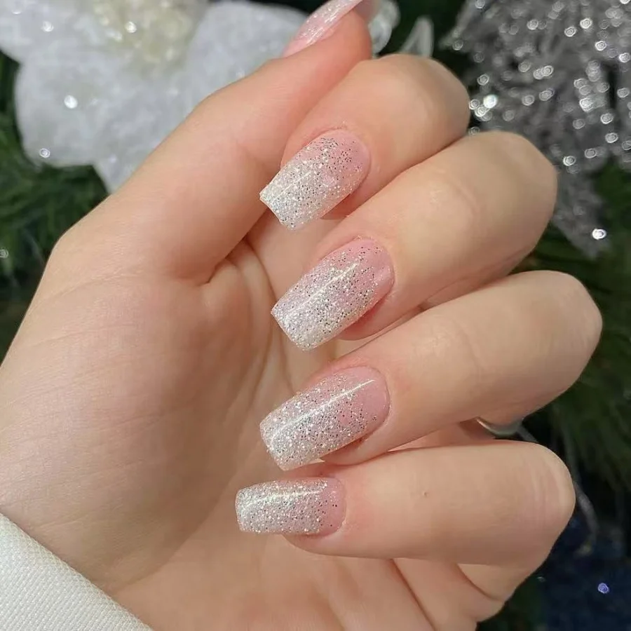 Faux ongles en poudre brillante Simple, dégradé rose carré, paillettes, Design blanc, manucure courte, portable, à pression, 24 pièces