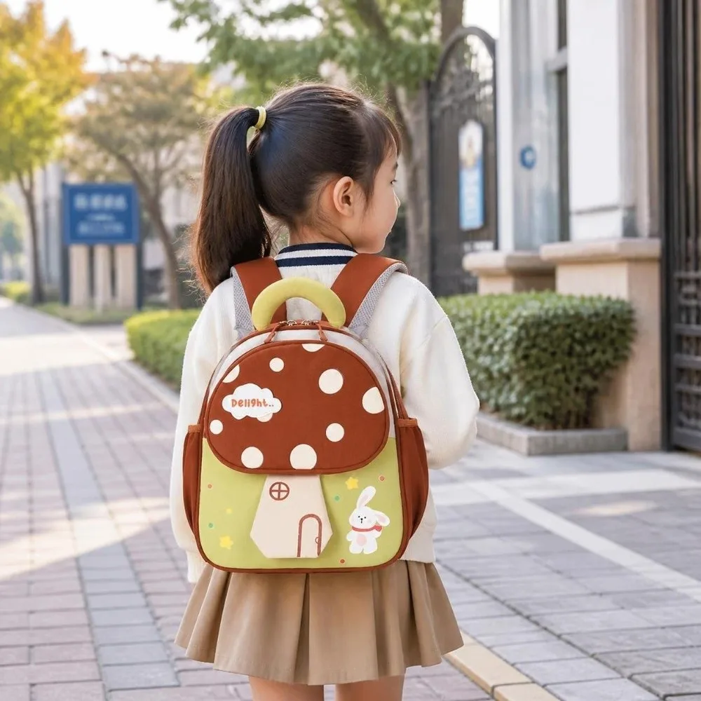Cartoon Design 3D Mushroom Shape Backpack Cute Lightweight Children Schoolbag Novelty Rabbit Kindergarten Bookbag Daycare Use