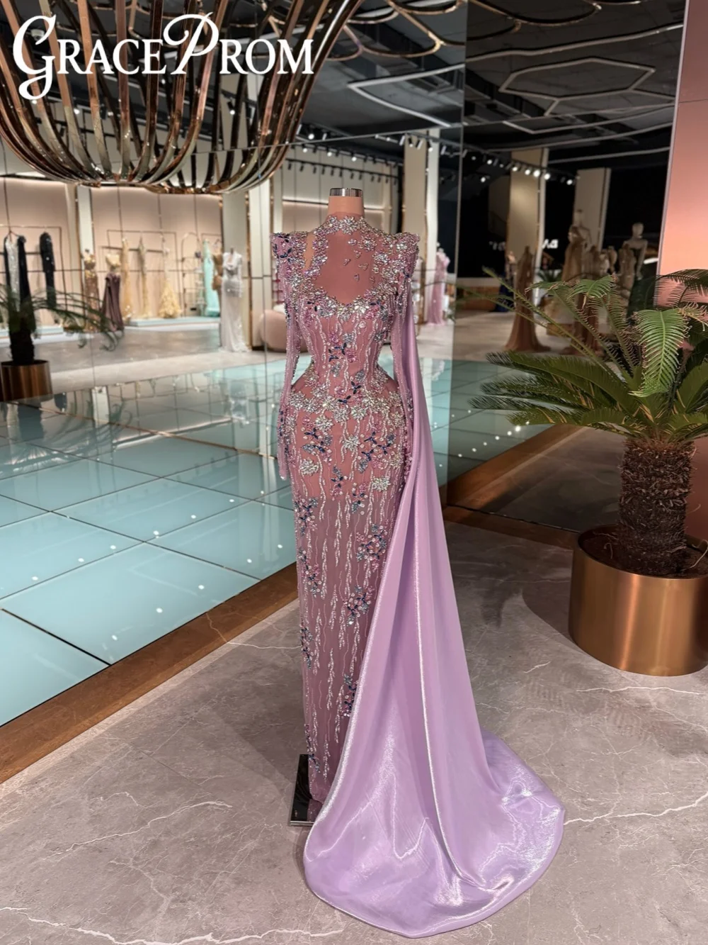 

Light Purple Long Crystal Evening Dress Sparkling Beaded High Collar Wedding Party Gown Chic Customized Stunning Banquet Gowns