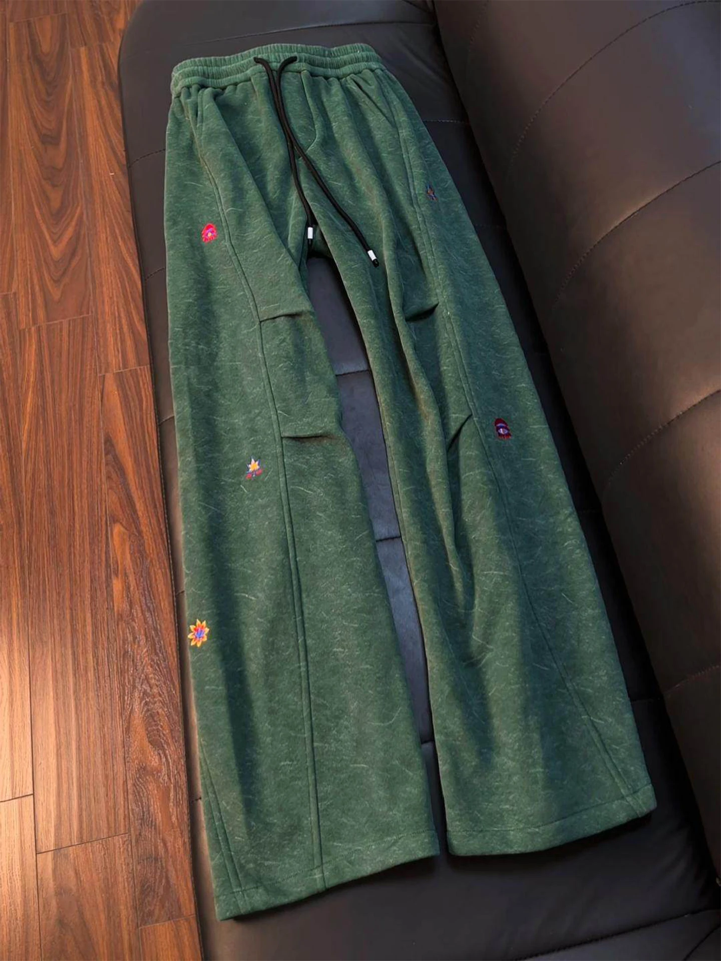 

Мужские спортивные брюки Olive een Embroidered Sla Cut Thiened Fce, осенне-зимние, прямого кроя, с расклешенными штанинами, повседневные