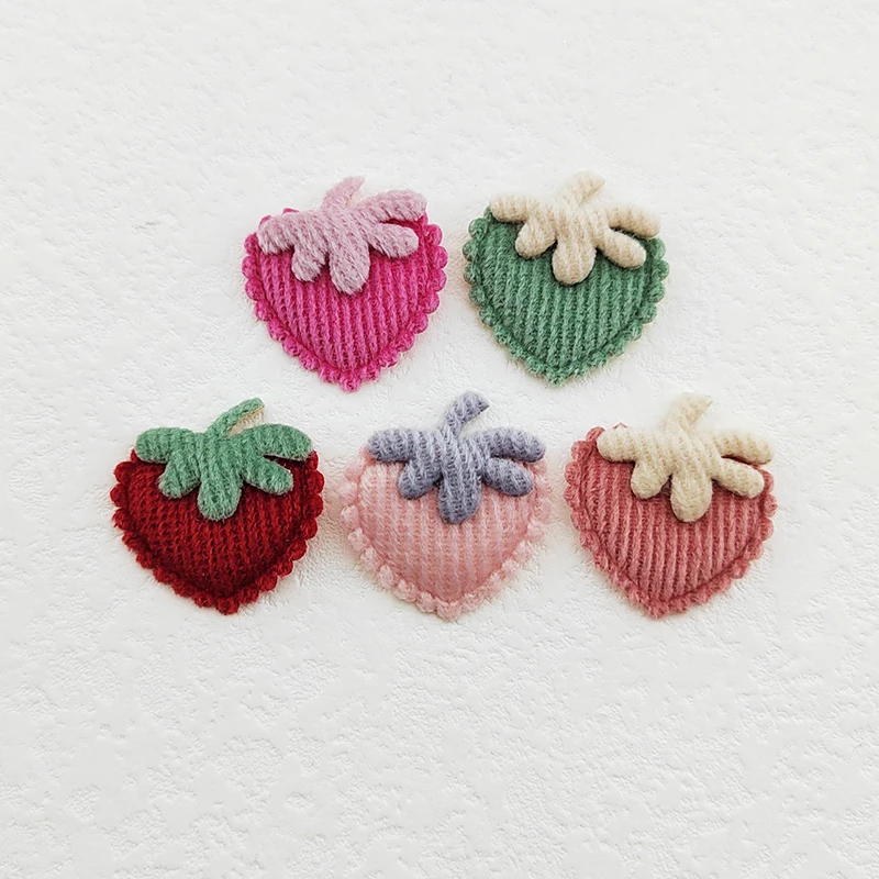 200Pcs 25*28MM Small Strawberry Padded Applique For Handmade Clothes Hat Sewing Supplies DIY Hair Clip Accessories Decor Patches