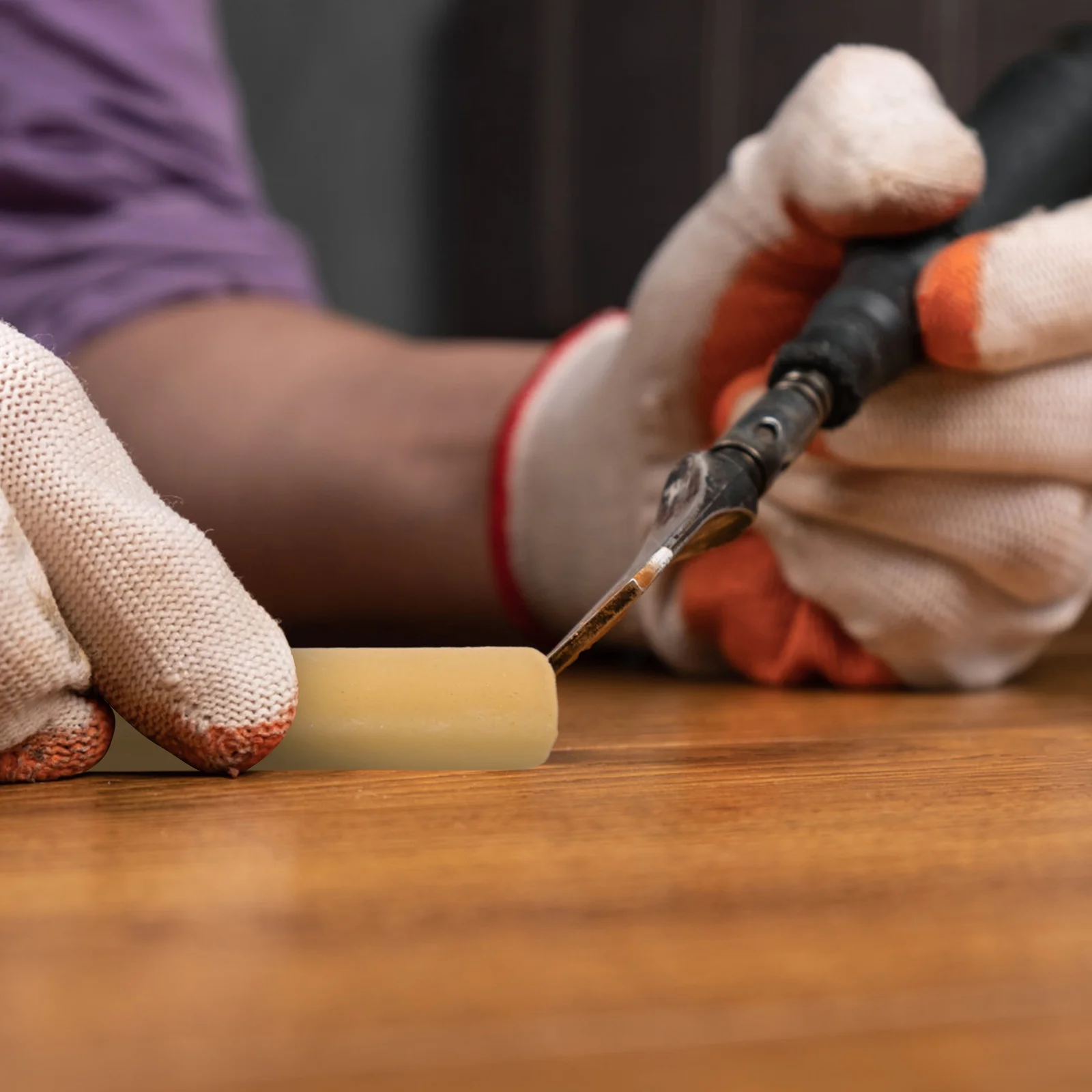 

2Pcs Furniture Repair Wax Stick Wood Scratch Repair Filler Pen for Wooden Furniture Floor Door Table Marks Restoration Kit