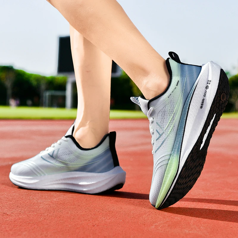 

Low-Top Large Size Men's Shoes Anti-Slip Shock-Absorption Casual Sports Sneakers Fashionable Breathable Mesh Running Shoes