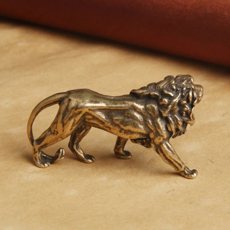 1PC Majestic Lion King Miniatures Figurines Desk Decorations Vintage Brass Mini Animal Statue Home Decor Ornaments Craft