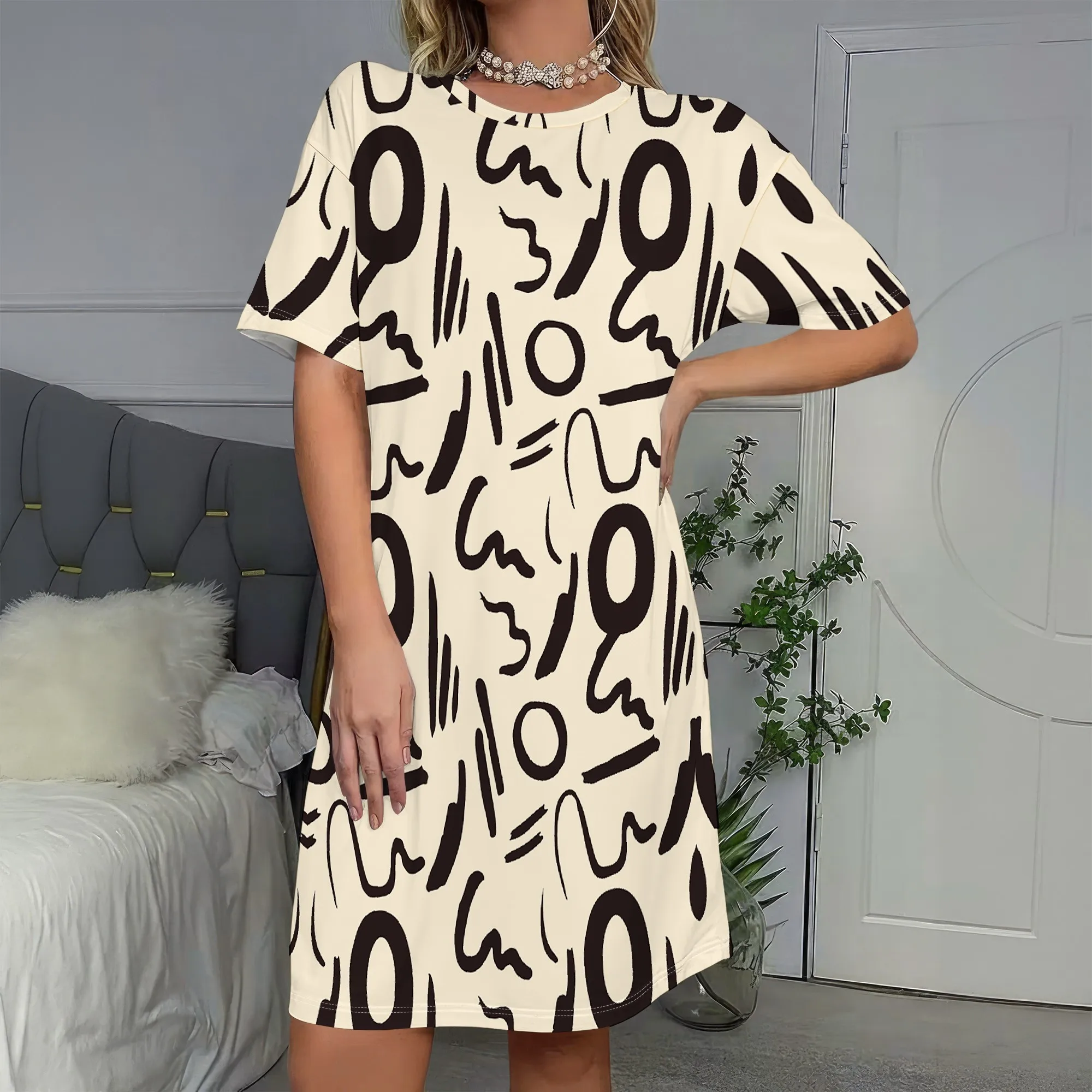 

Abstract Art Print Dress, Boho Short Sleeve Tunic, Casual Summer Shift, Loose Fit Sundress for Women, S-2XL
