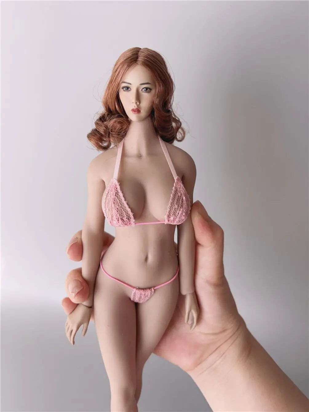 Set bikini femminile in pizzo in scala 1/6, accessori di abbigliamento, modello adatto per bambole con corpo di figura d'azione con seno medio/grande da 12 pollici