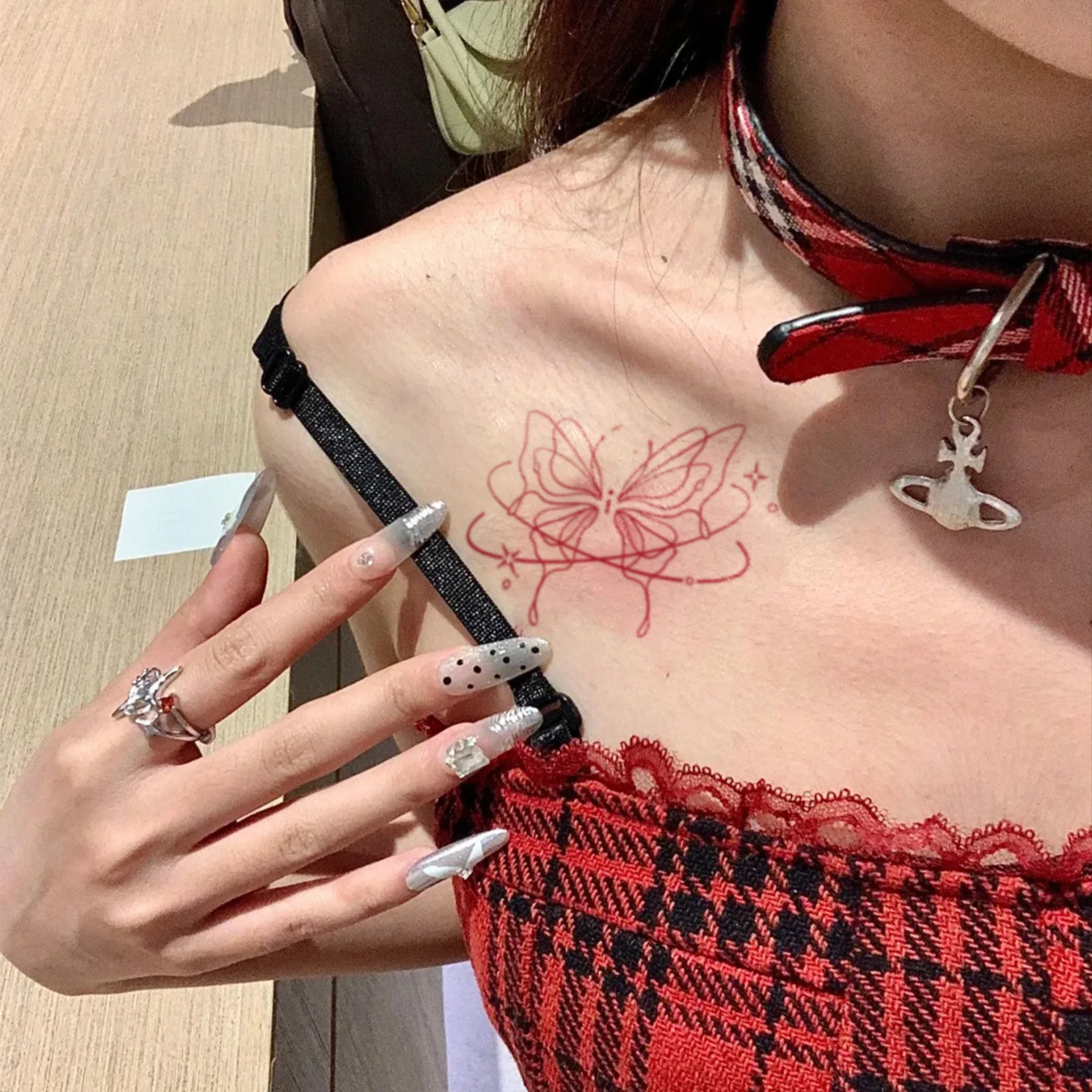 

Atmosphere Pure Line Tattoo Sticker, Red Butterfly Star Decorative Temporary Tattoo, Waterproof Chest Collab Sticker for Women