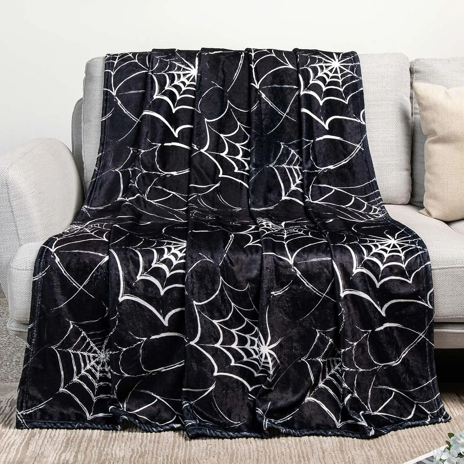 Gothic Spider Web Blanket Black Halloween Flannel Throw for Couch and Bed |   Soft Flannel Blanket for Couch Bed and Haunted Man