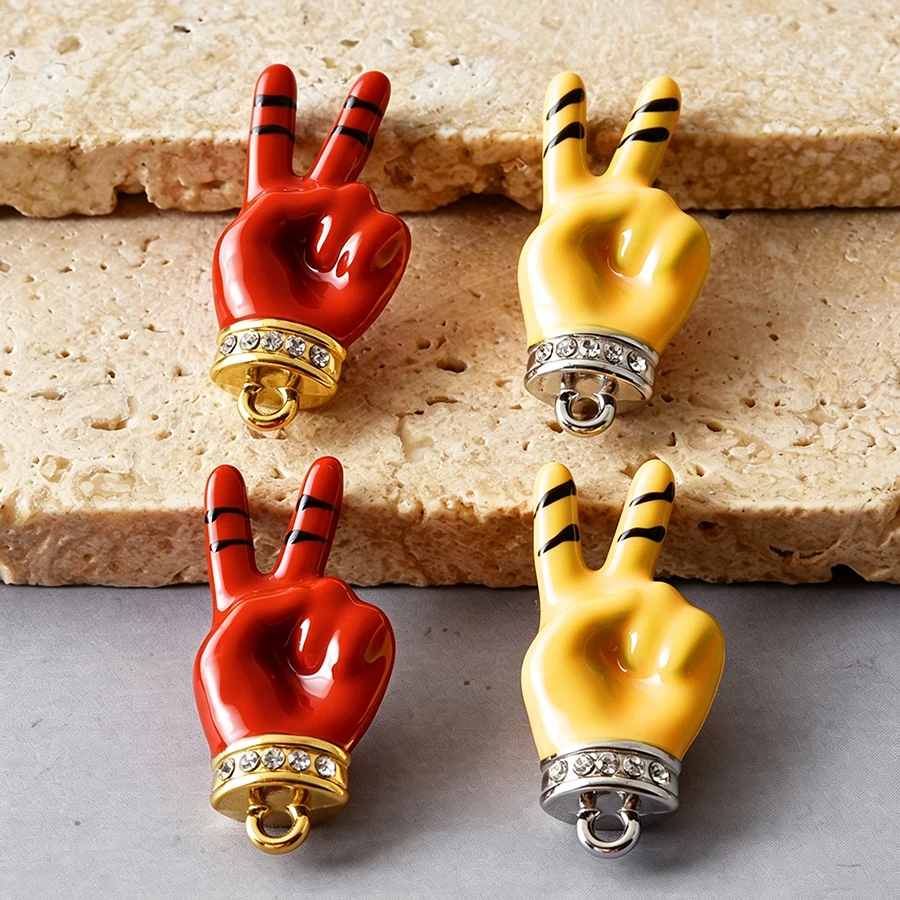 4Pcs 316 Stainless Steel Hip-Hop Good Luck Hand Sign Symbol Steampunk Gear Pendant Jewelry Bulk Cute Sea Animal Charms Wholesale