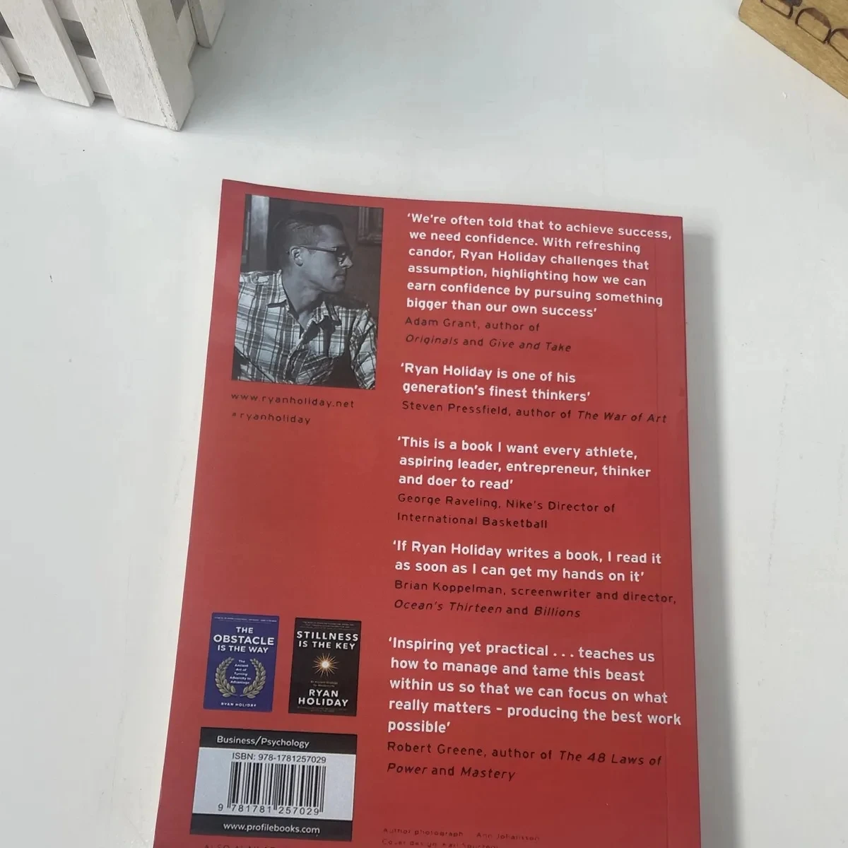 The English version of the Absolute Self Control Hardline Self Management Ман libros