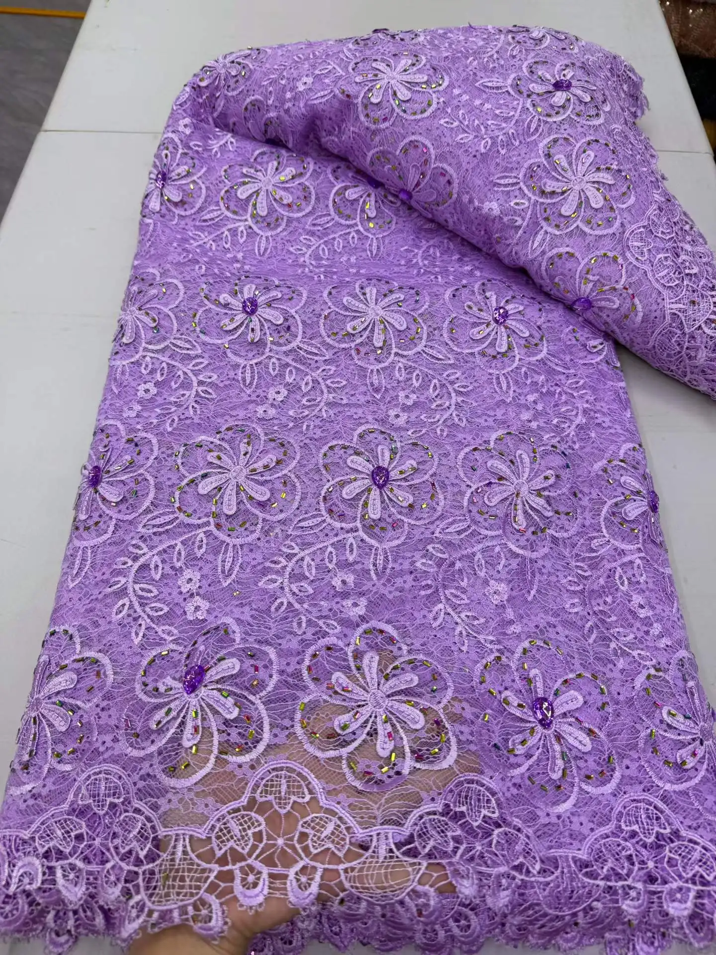 

Новейшая африканская кружевная ткань гипюр с кристаллами, высококачественная нигерийская водорастворимая кружевная ткань для шитья, 2026 год