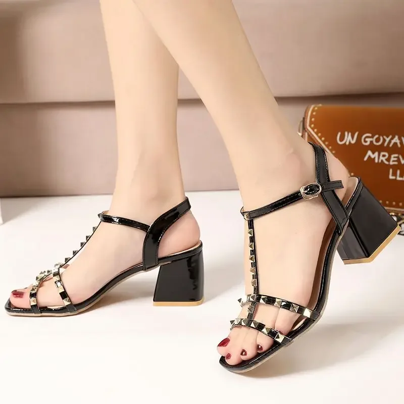 One Word with Medium Heels Thick Heel Summer 2024 Rivet Sandals for Women Buckles Ladies Shoes Open Toe High Footwear Outdoor F