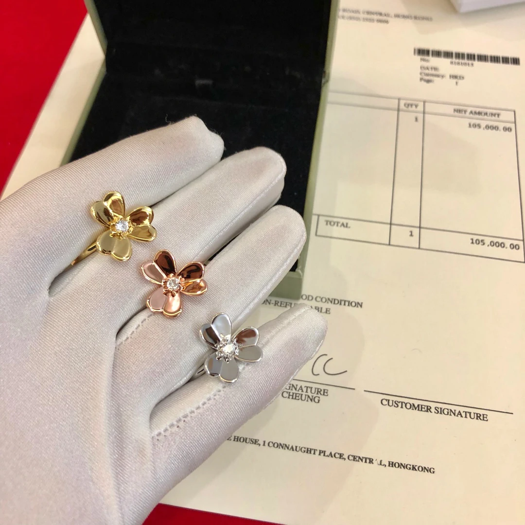 single flower ring is also a classic three color cannot be missed Four leaf clover Fashionable gifts high cost-effectiveness