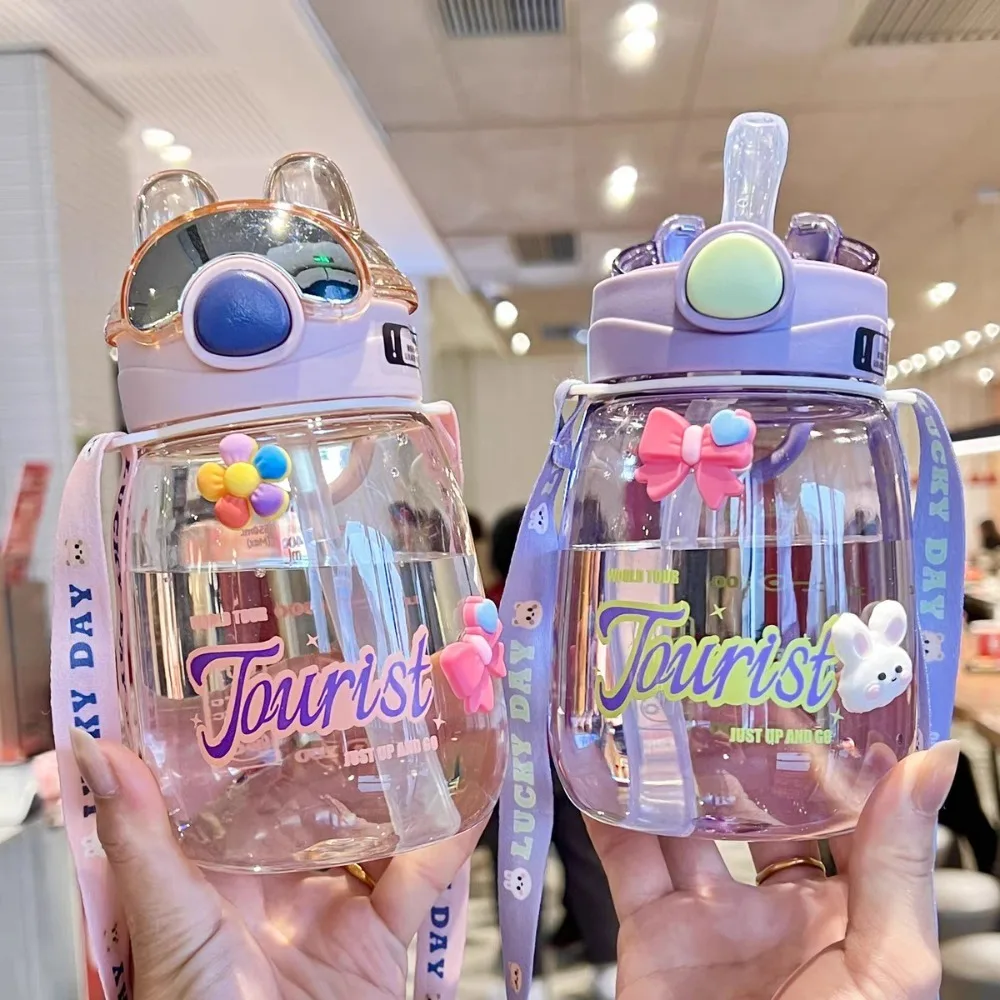

Cute 550/650ML Water Sippy Cup Cartoon Portable Feeding Cups Leakproof with Straws Children Water Bottles for Boys and Girls