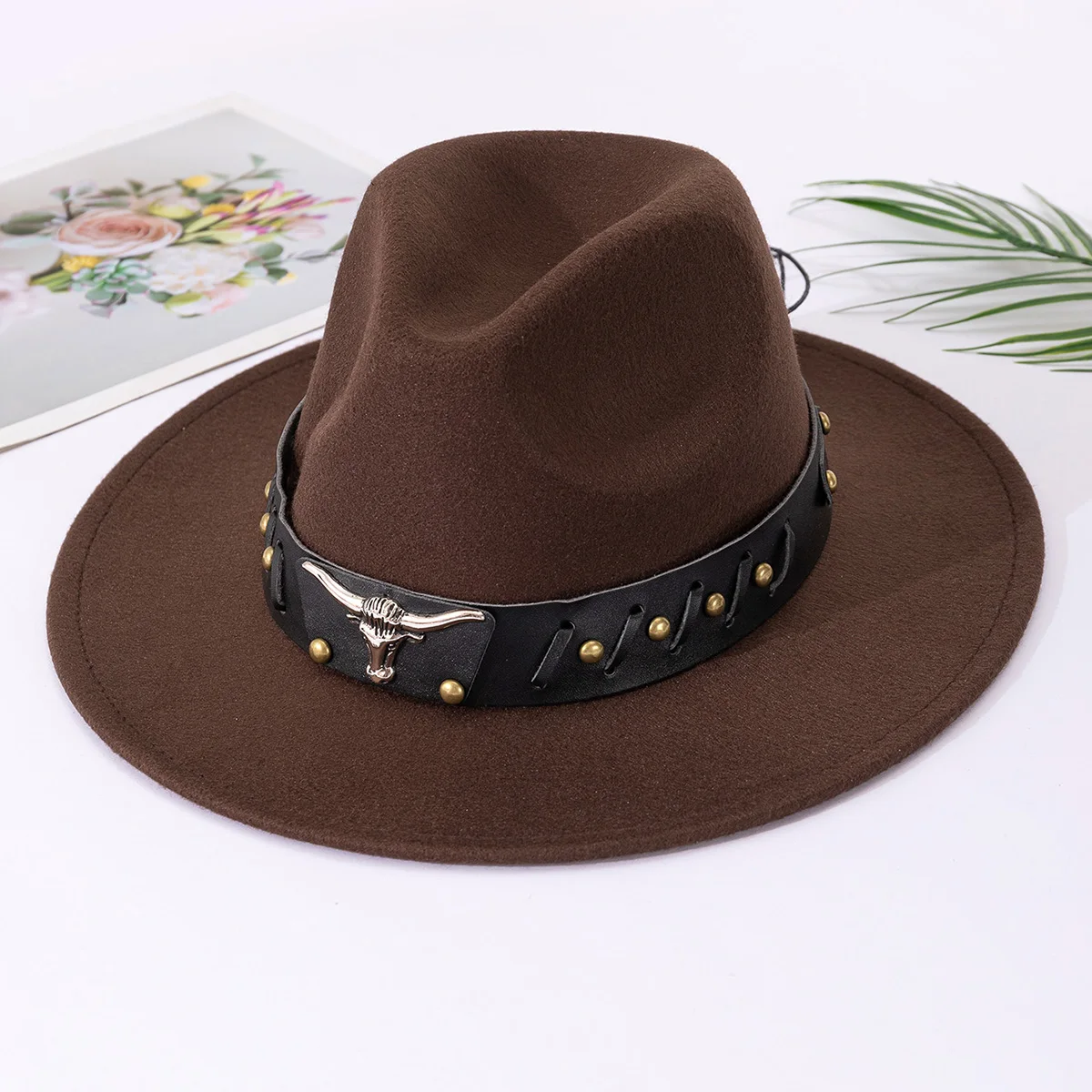 European and American style woolen cloth flat brimmed jazz hat for men and women lovers national style hat visor hat cowhead bel