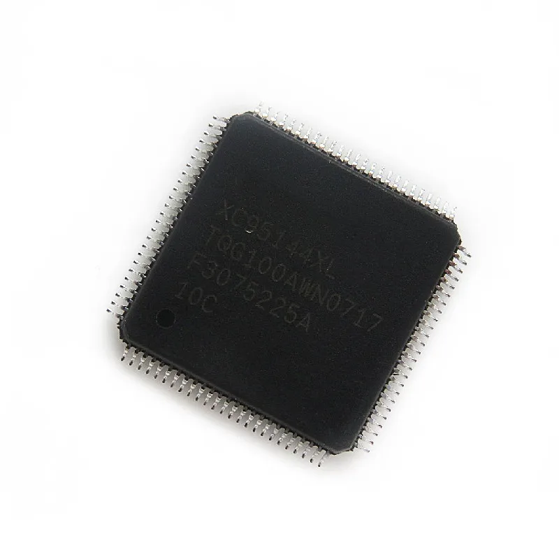 5PCS XC95144XL-10TQG100C 40067 FSFR2100 RTL8196E MC9S08AW60MFGE PIC18F252-I/SP