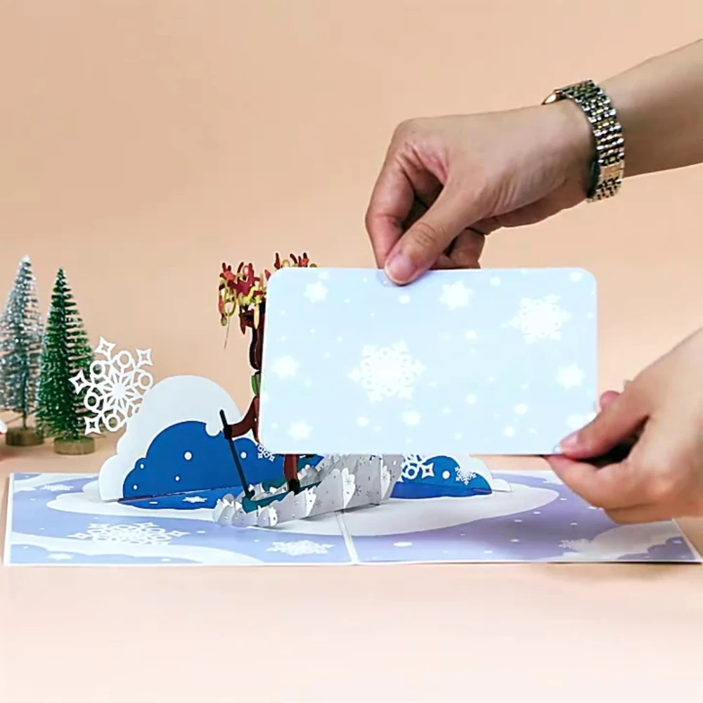 【Three-dimensional cardboard】Christmas 3D Greeting Card Skiing Reindeer Paper Carving Handmade Creative Blessing Message Card
