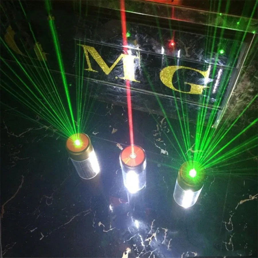 

Rechargeable LED Strobe Baton With Laser Laser Light Wine Champagne Bottle Service Sparklers Light Flash Stick Party Club Bar De