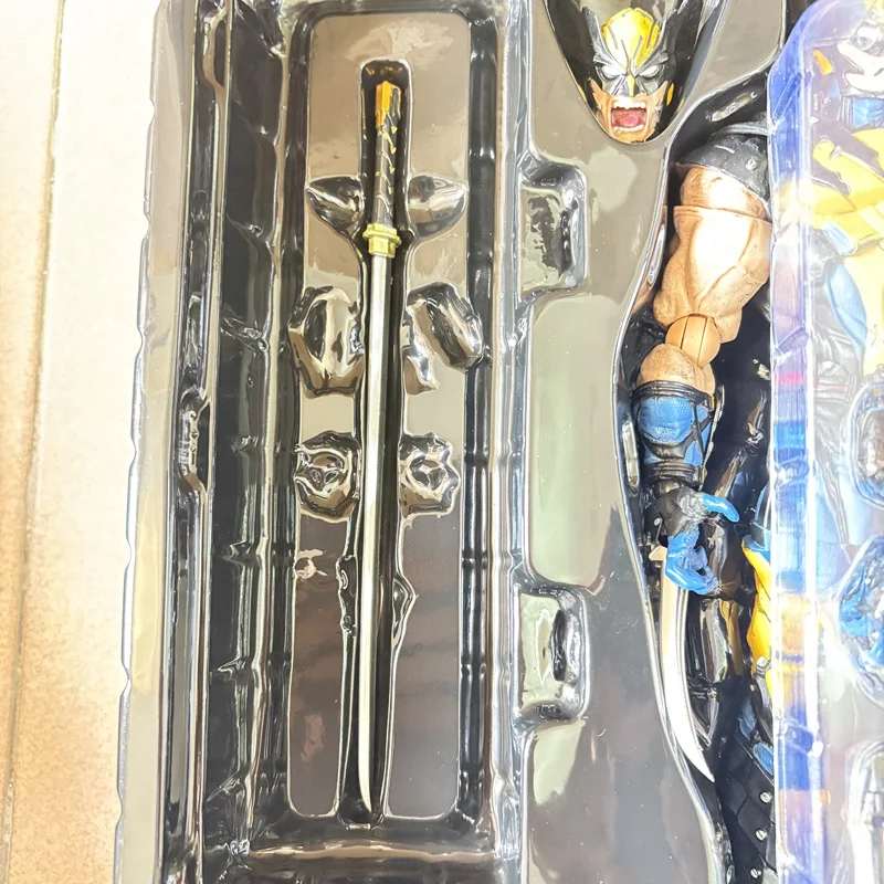 28cm 마블 울버린 X-MEN 액션 피규어 장식품 PVC 피규어 애니메이션 주변기기 장식 데스크탑 디스플레이 생일 선물 장난감