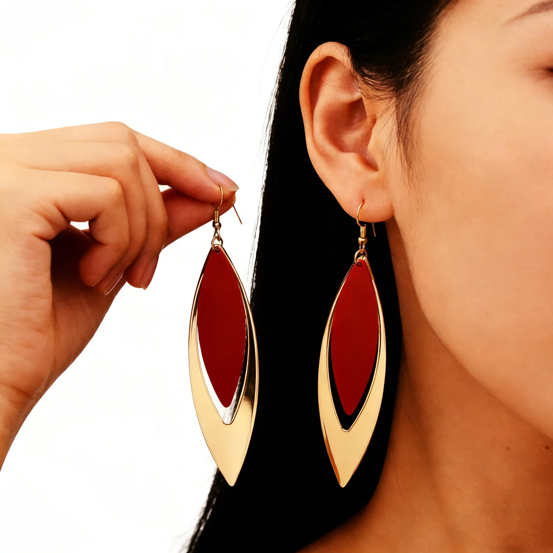 

Red and Gold Leaf Earrings for Women Long Hollow Geometric Dangle Earrings, Drop Earrings for Wedding Party Dinner Jewelry Gift