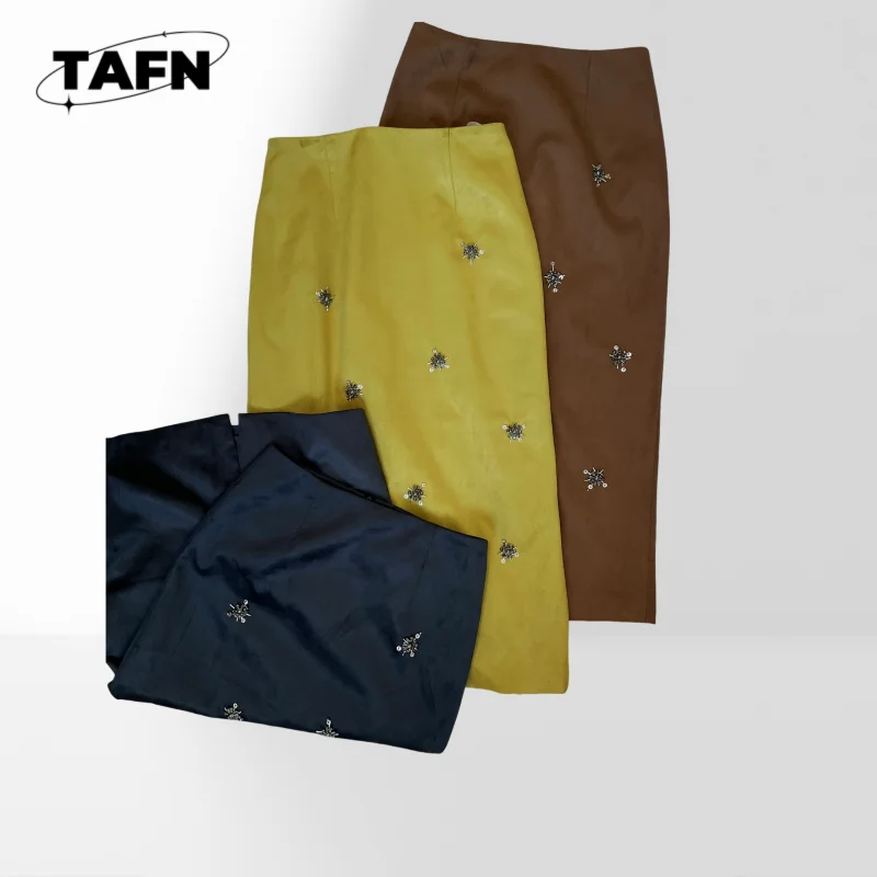 

Soft Fabric Skirt for Women Casual High Waist A-Line Skirt Women Beaded suede skirt Winter Skirt Hand sewing AH2128