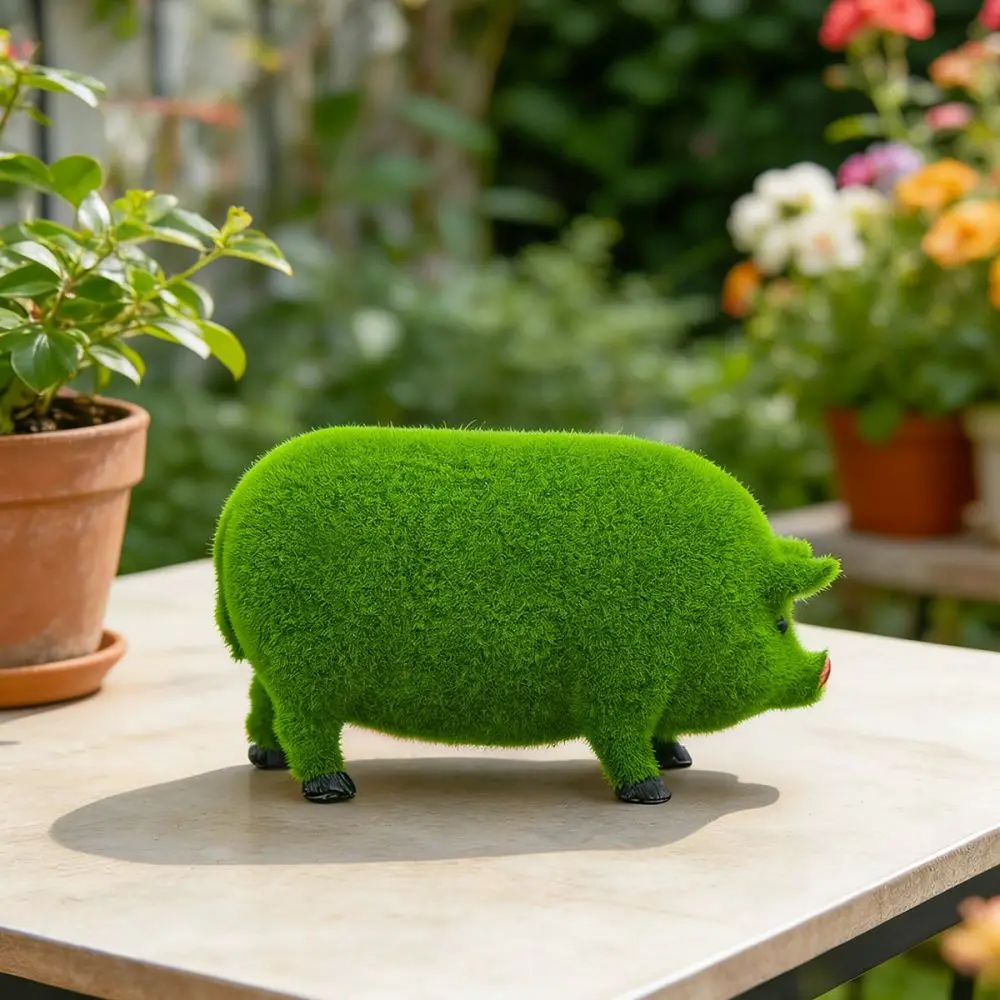 Decorative Flocked Pig Resin Statue American Rustic Garden Figurine Outdoor Lawn Ornament Desktop Animal Sculpture