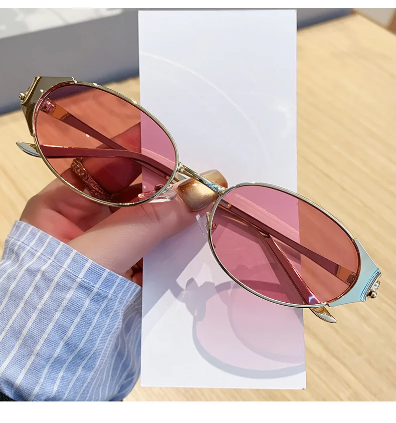 2026 New Unisex Small Oval Metal Sunglasses Champagne Lens Punk UV400 Travel Party Fashion Shades