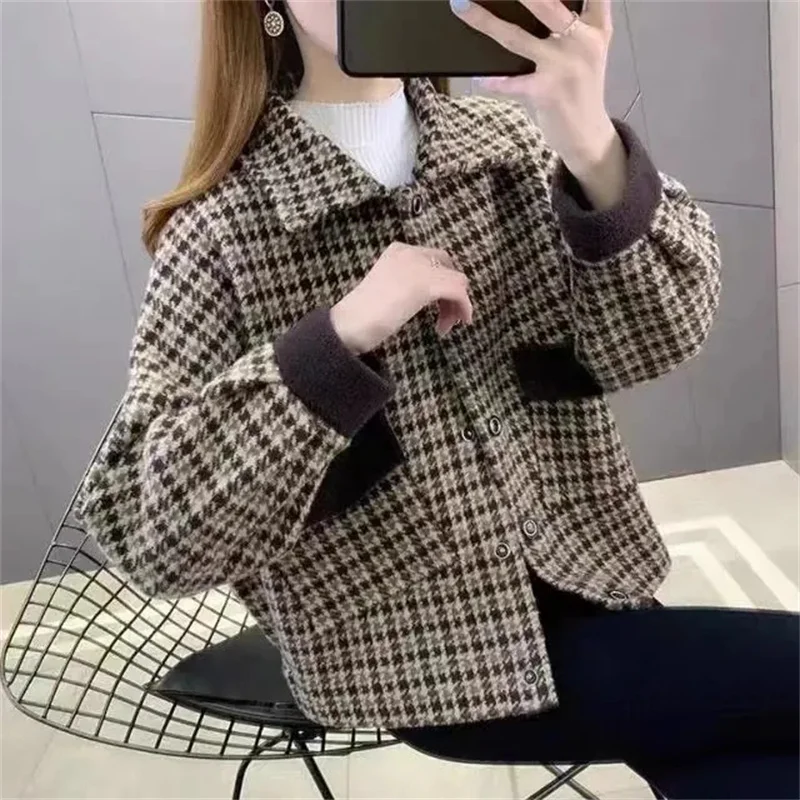 New Thicken Small Fragrant Knitted Coat Women's Checkered Sweater Cardigan Jacket Fashion Short Knitted Cardigan Plaid Outwear