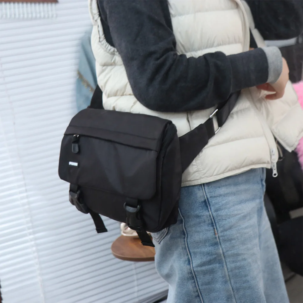 

Waterproof Men Crossbody Bag Phone Pouch Large Capacity Student Shoulder Bag Oxford Cloth Black Messenger Bag Cycling