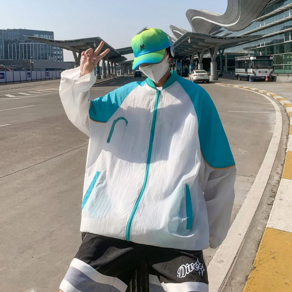 

Men's Summer Lightweight Breathable Outdoor Casual Sports Jaet Large Size High-End Sun Protection Trendy Faionable Zipper...