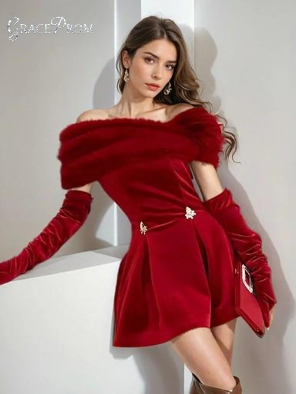 

Luxurious Velvet Evening Dress Cute Off-Shoulder Evening Gown Fancy Short-Length Party Gown Customized No Gloves