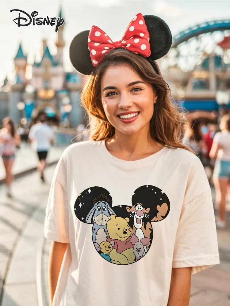 Camiseta holgada con cuello redondo para mujer con Winnie The Pooh y sus amigos, cómoda camisa informal de manga corta Y2K para todos los días