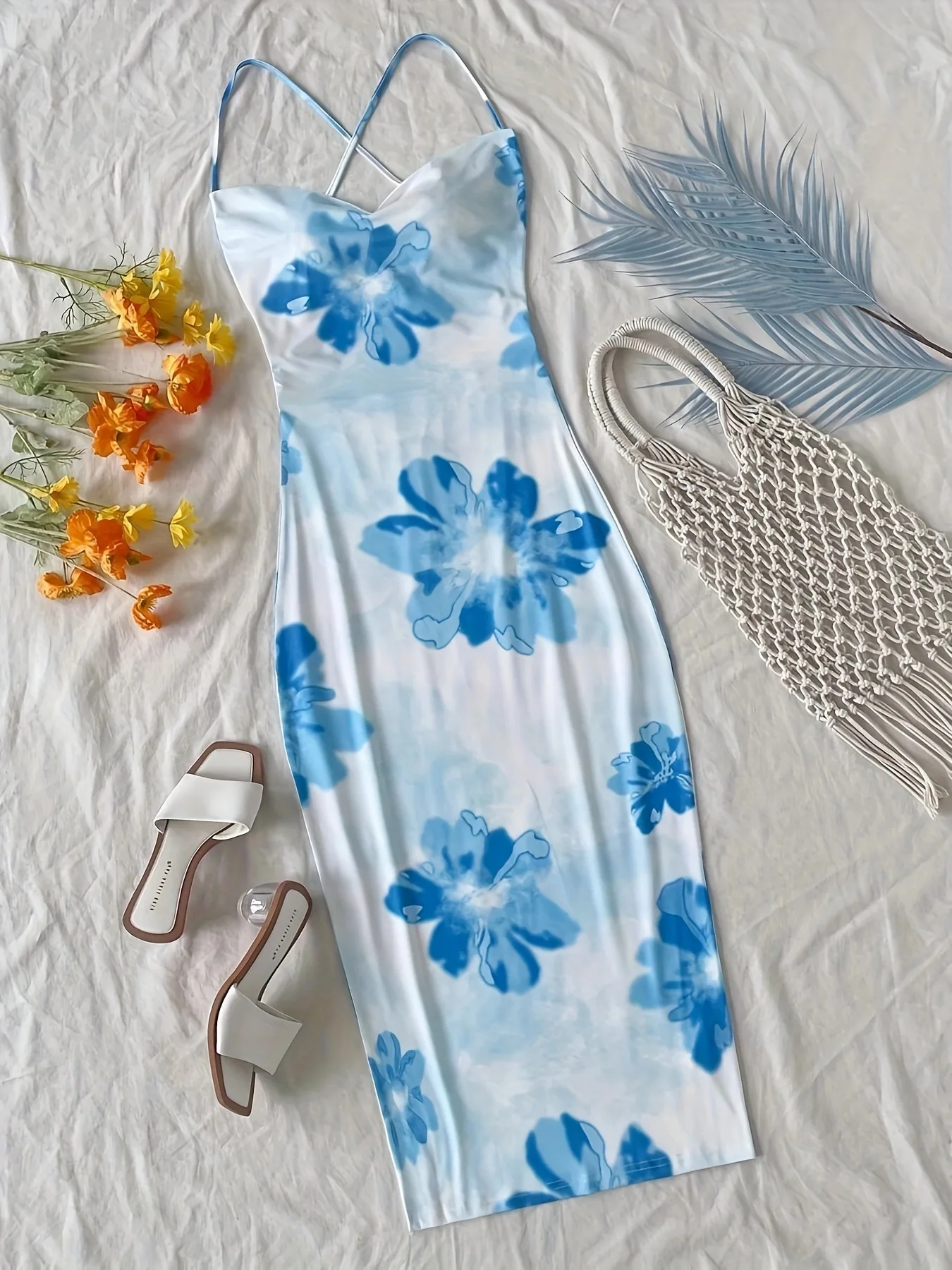 Robe longue dos nu à épaules dénudées pour femme avec imprimé floral rouge, coupe contour et tricot anti-rides pour les vacances d'été tropicales