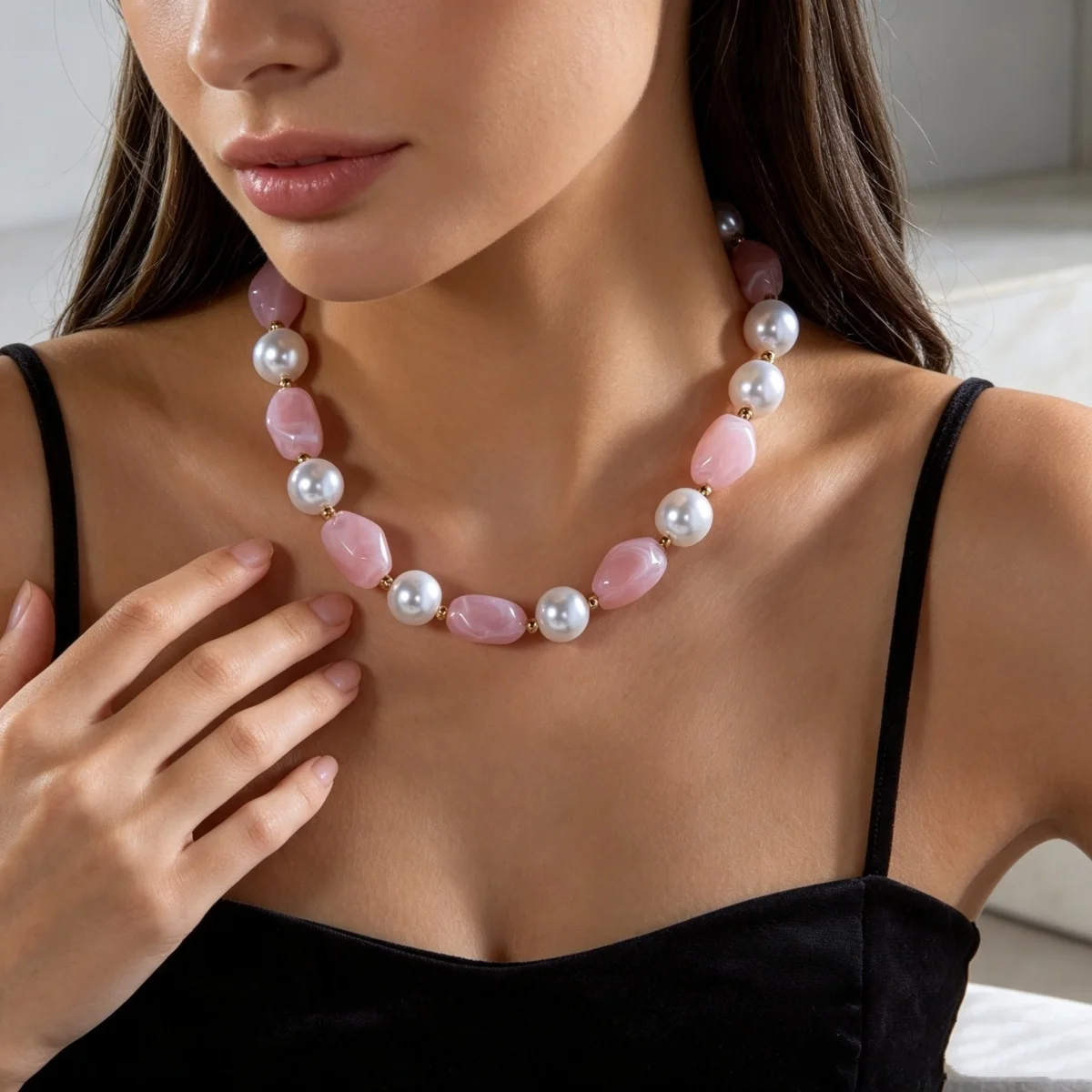 Französische sanfte barocke Halskette mit simulierten Perlen aus rosa Harz für Damen und Herren, elegante, süße, unregelmäßige Perlen, Choker-Schmuck, Geschenk – Detail 10