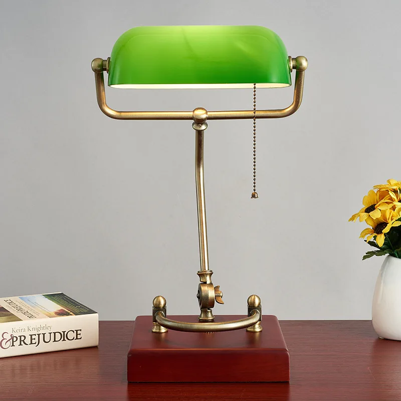 

Bank Table Lamp European Style Glass Lamp Retro Office Desk Lamp Wood Antique Living Room Bedroom Decorative Bedside Lamp