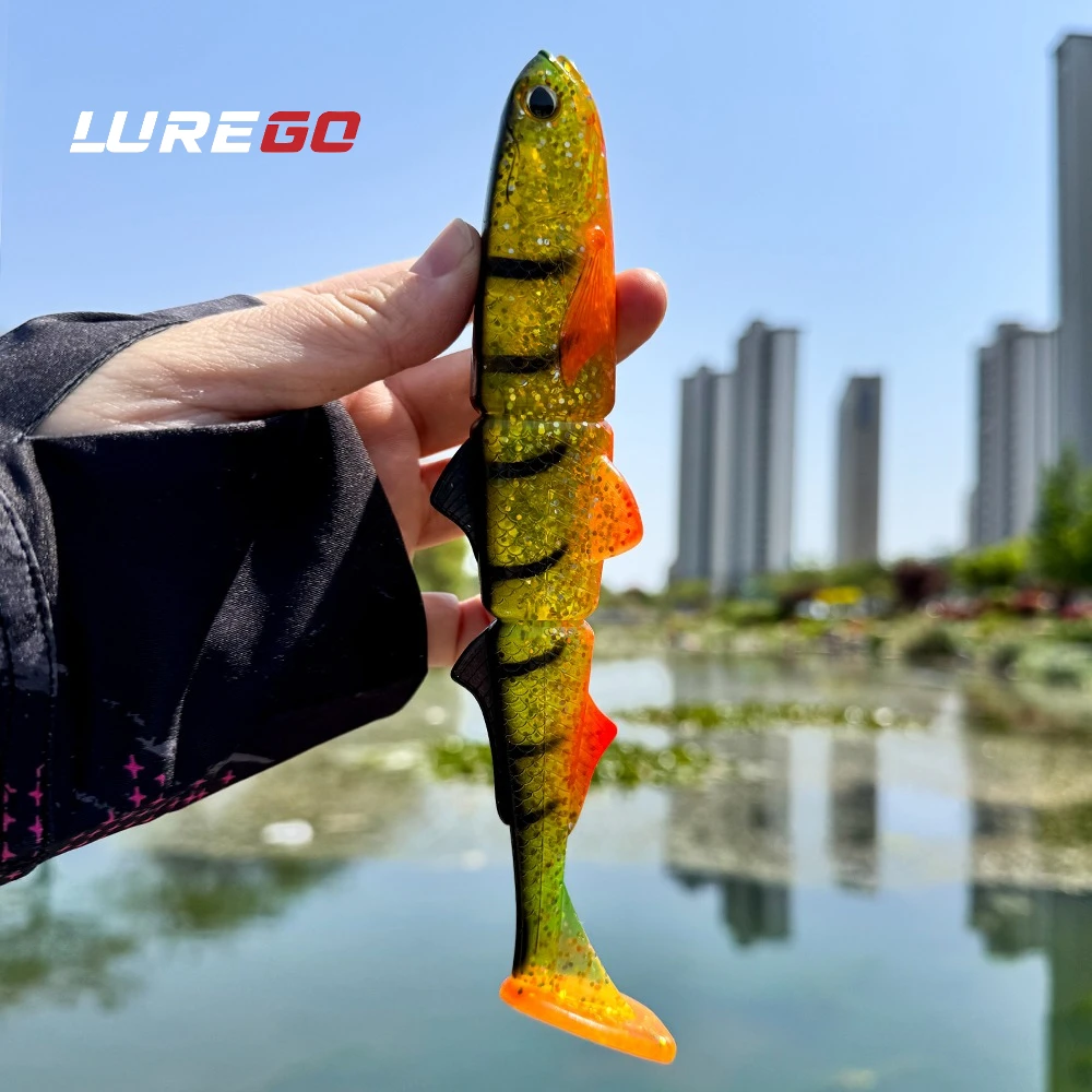 1PC Isca Artificial Macia com 3 Articulações e Cauda em T, 22cm, Afundamento Lento, Arremesso Longo, Swimbait de Alta Simulação com Cauda de Pá para Pesca de Lúcio em Água Doce