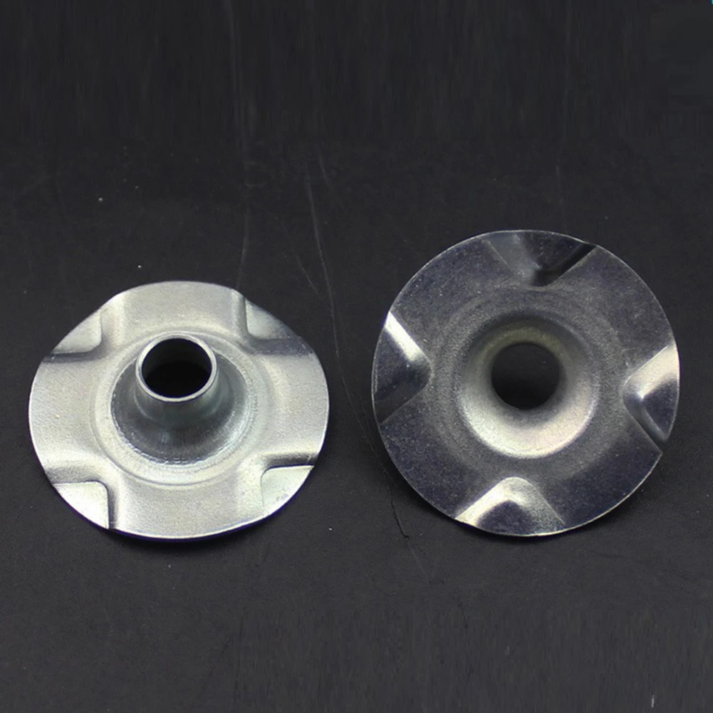 

Compatible Template Guides in a Dual Pack Designed Specifically For Use With Trimming Machines Model Numbers H3710 H3730