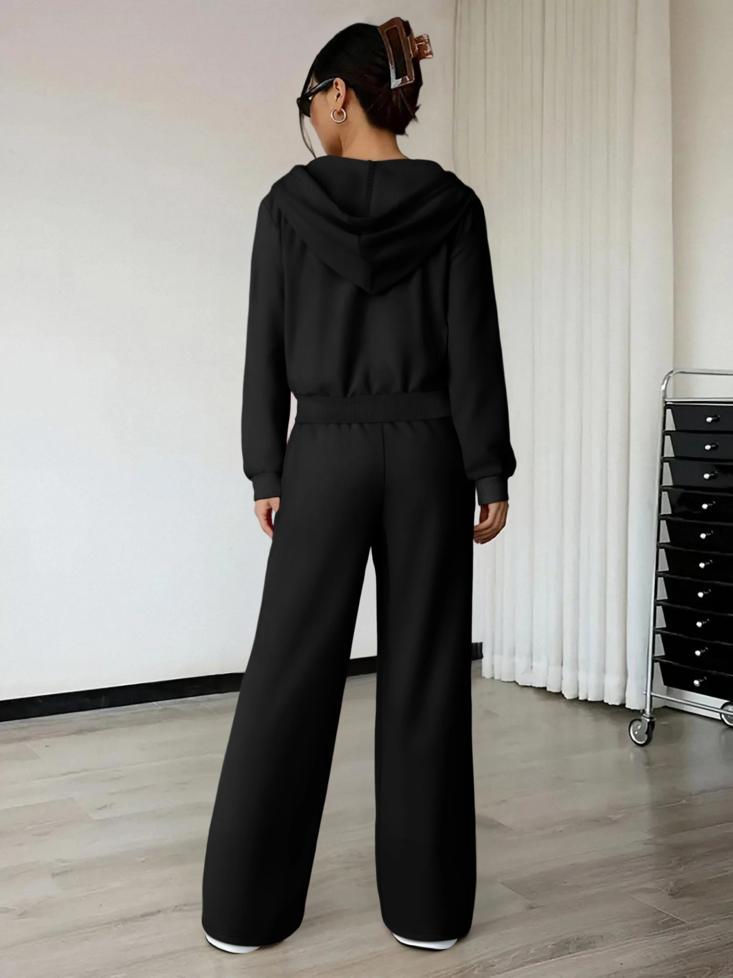 Women Loose Fit 2 Piece Outfit Zip Front Hooded Cropped Sweatshirt Split Wide Leg Pants Set view 2