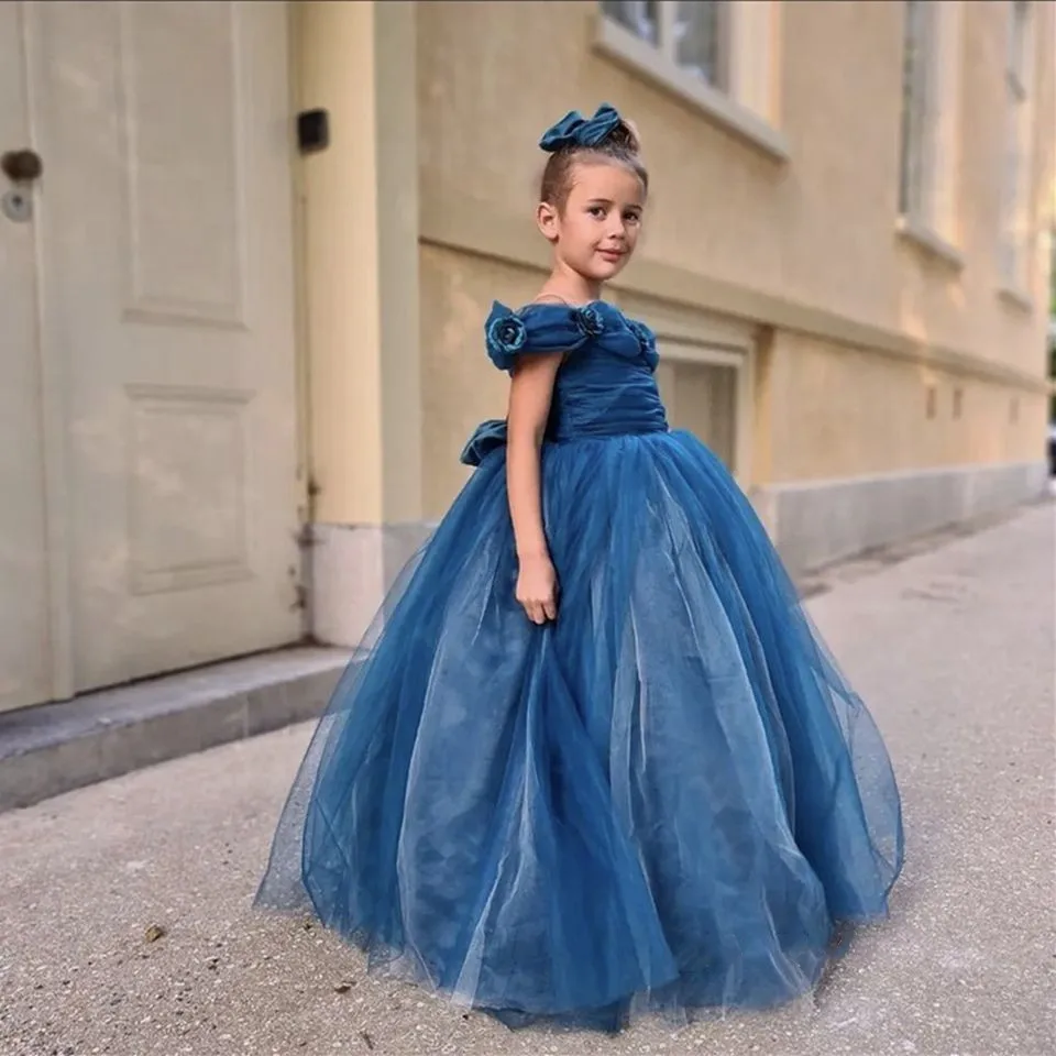 Customized Lovely 3D Floral Appliques Blue Flower Girl Dresses For Wedding 2024 O-Neck Princess First Communion Gowns With Bow