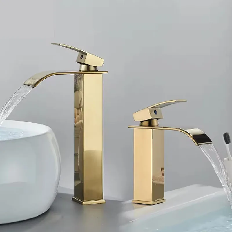 rubinetto-per-lavabo-dorato-spazzolato-elegante-miscelatore-a-cascata-per-bagno-monocomando-montaggio-su-piano