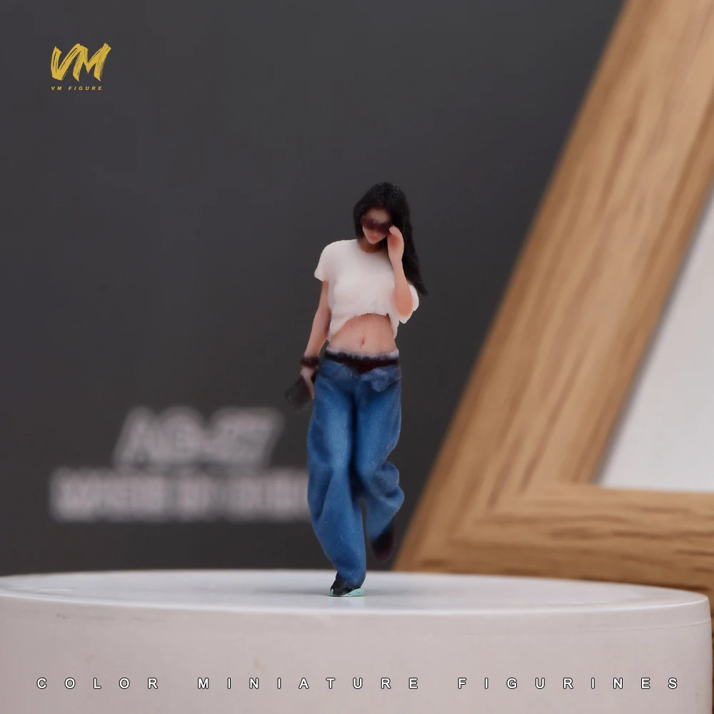 3D Miniatur-Figuren 1/64 Rennfahrerin Professionelle Fotografin Lässiger Mann Mädchen Szenerie-Requisiten Modellansicht Ornamente Fahrzeug-Dekoration – Detail 25