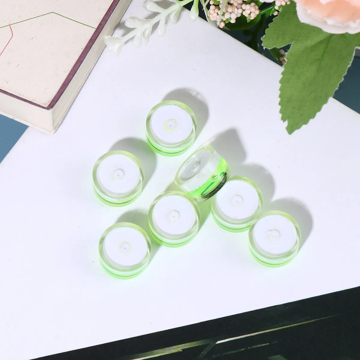 

Набор из 10 круглых акриловых пузырьковых уровней высокой точности 18x9 мм для калибровки, для фоторамок, вышивки крестом, настенных росписей