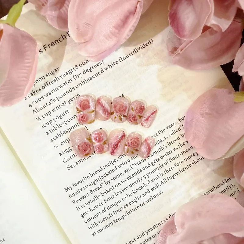 

10Pcs Handmade Spring Floral Short Cat-Eye Nails—High-Quality Press-On Nails Perfect As A Gift for Girlfriends and Friends