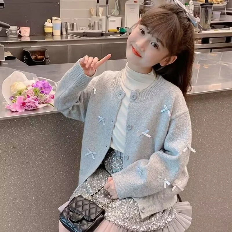 

Вязаный кардиган для детей и девочек, новинка 2023 года, свитер из смеси хлопка с открытым передом, пальто, многосезонная стильная верхняя одежда для малышей, ретро-принт