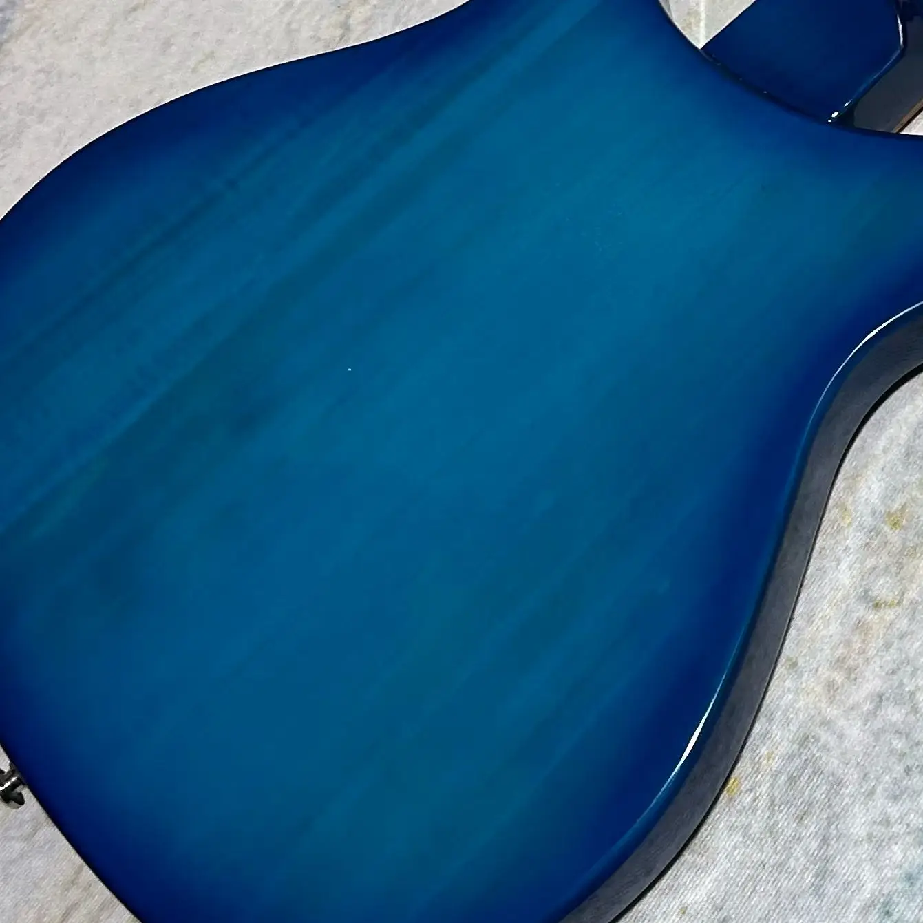 Transparent Blue 325 Model Electric Guitars 527 mm Scale Length F Holes