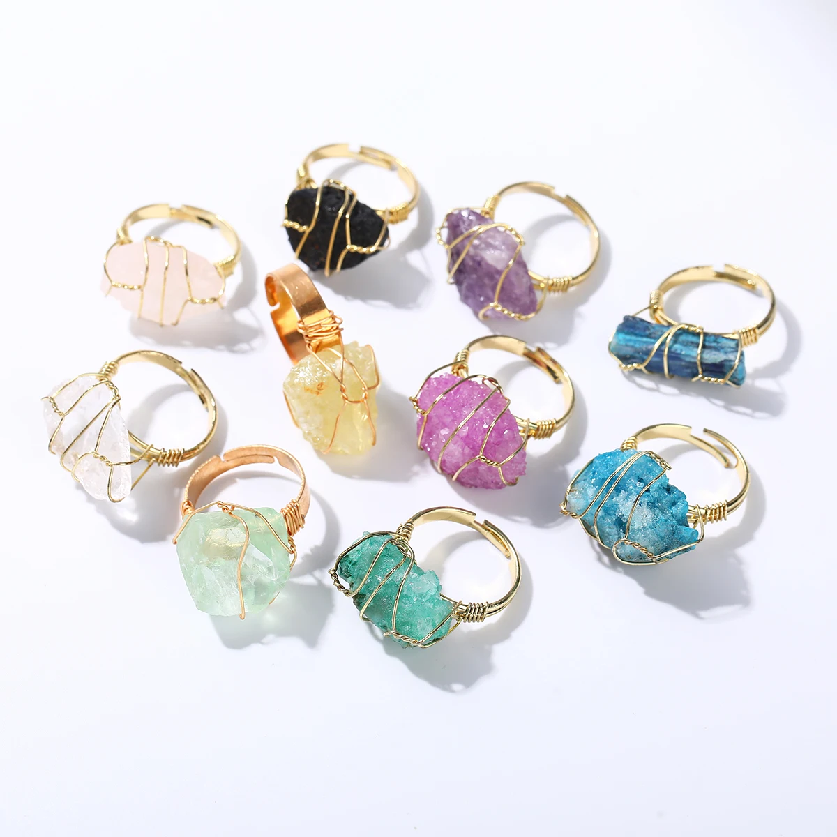 JD حجر الكريستال الخام الطبيعي ملفوفة الأسلاك النحاسية خواتم الرجال النساء البوهيمي الطاقة شفاء الحجر الخام حلقة صديق هدايا الحفلات