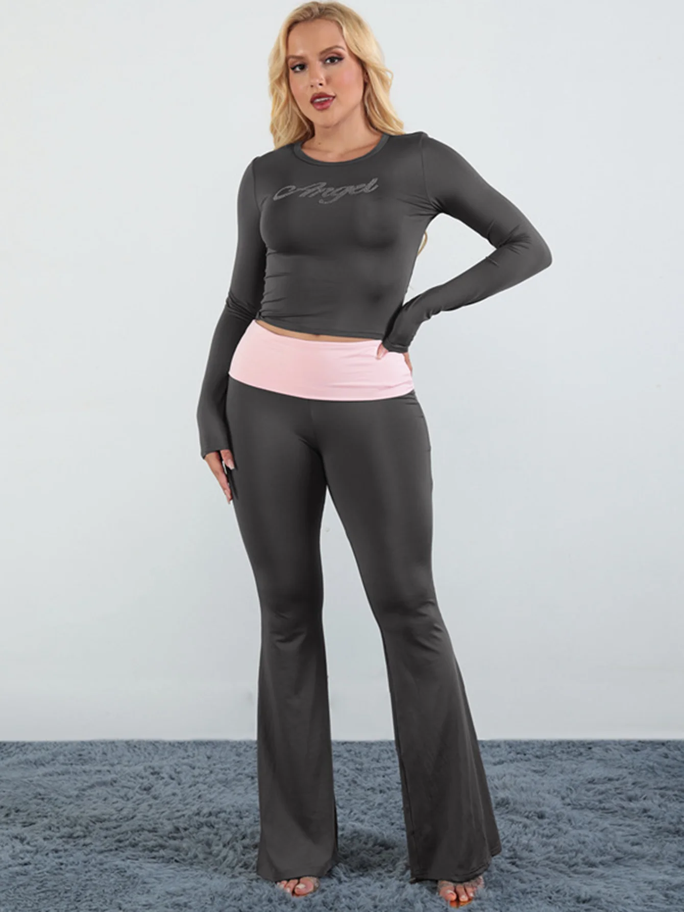 Hugcitar Fashion 2 Piece Sets Letter Sequined Long Sleeve Sexy Crop T-Shirt Patchwork Flare Pants Women Outfits Streetwear Party