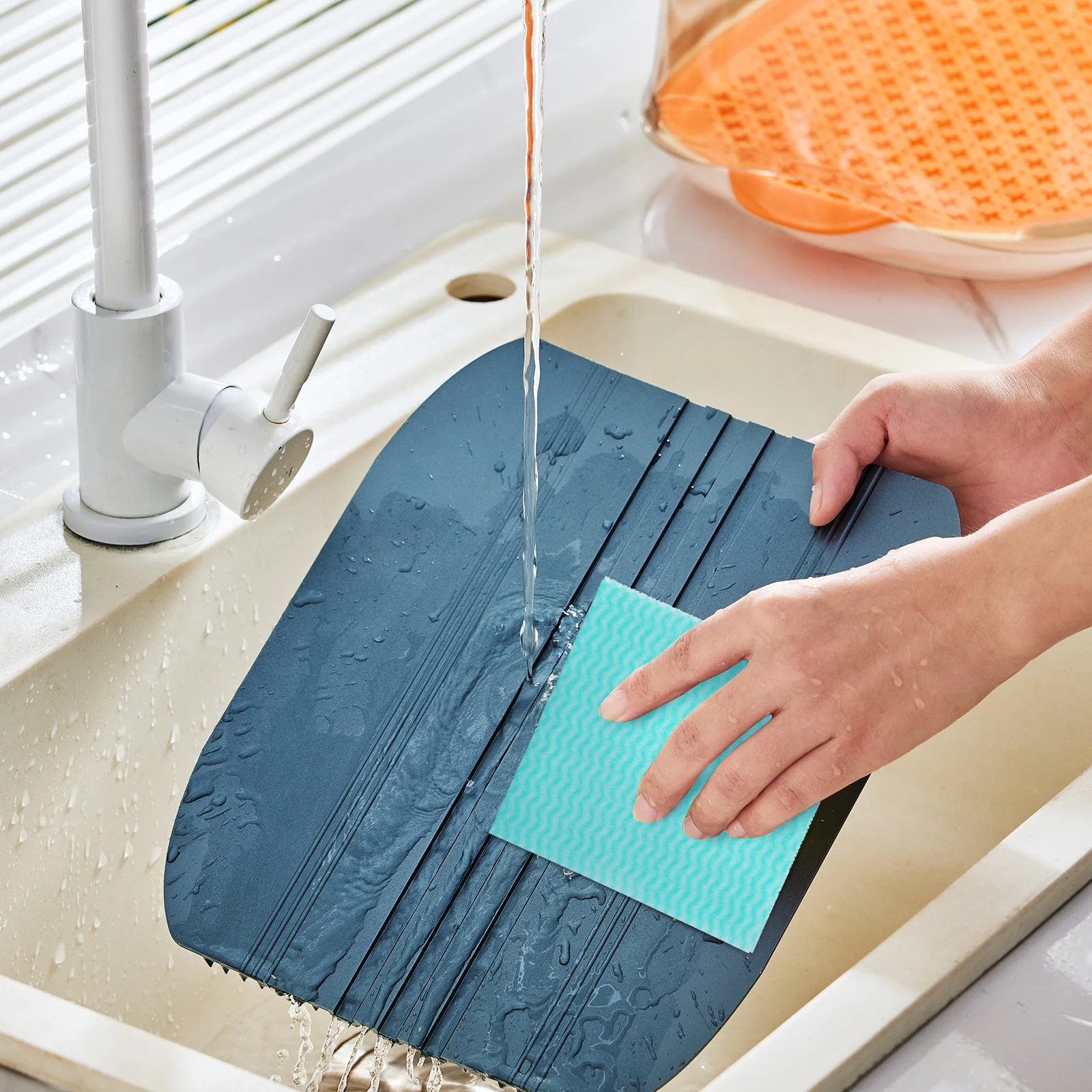 

50Pcs Colorful Stripe Kitchen Cleaning Cloths Absorbent Gentle Washcloths Reusable Dish Towels Multipurpose Rags for Counters