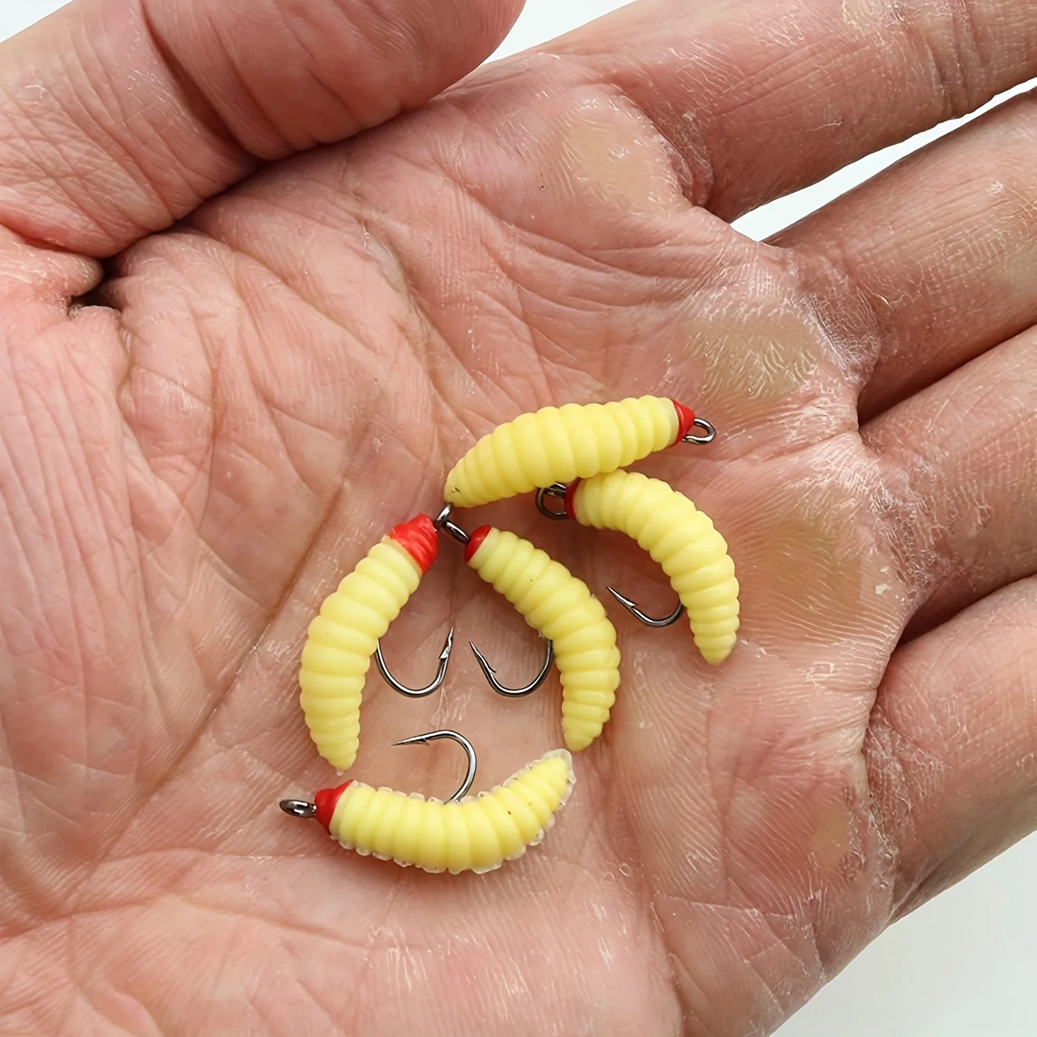 10pcs Soft Maggot Baits with hook Fake Bread Worms for Fishing Lures for Artificial Wax Worms Gross Plastic Worms for Freshwater